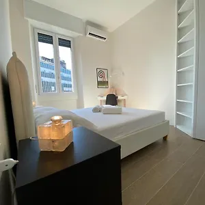Apartment Kibilu - Viale Regina Margherita, Milan