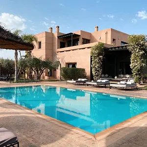 villa-singuliere-by-louhou-collection.marrakeshhotelsmorocco.com/