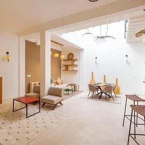 riad-contemporain-esprit-loft.marrakeshhotelsmorocco.com/