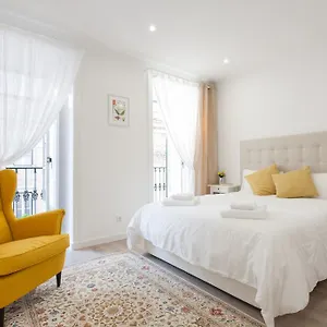 apartamento-trindade.hotels-lisbon-portugal.com/